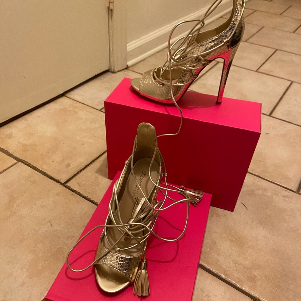 Shoedazzle Bentley Gold Wrap Heels